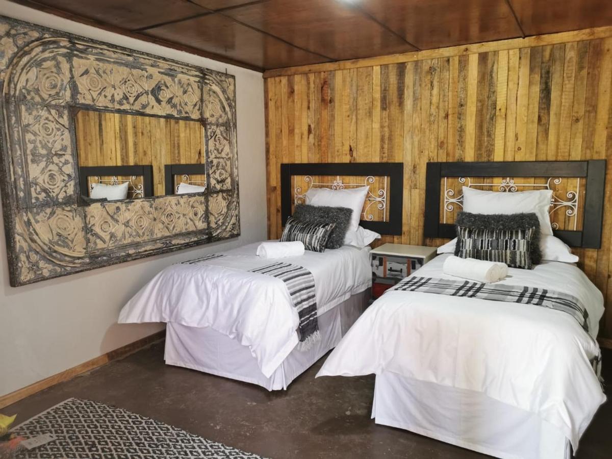 Kromdraai Guest Rooms Krugersdorp Eksteriør bilde